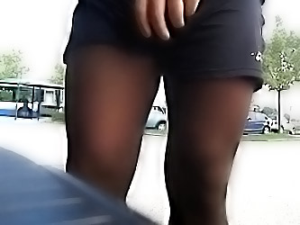 Outdoor Cum On Brown Pantyhose.....