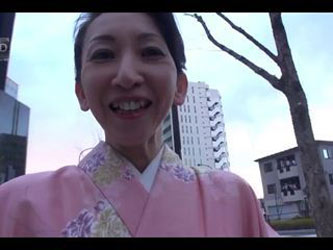 50yr old Michiko Uchimura loves Creampied (Uncensored)