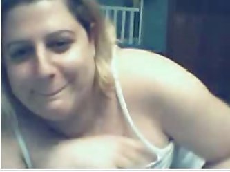 Webcam chubby Virginie 24 ans de Tarbes