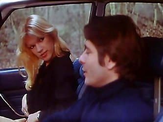 Brigitte Lahaie in Scene 1 Auto-stoppeuses en chaleur (1978)
