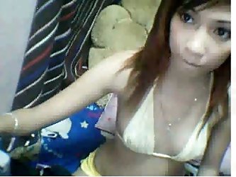 That appetizing teeny Asian webcam chick flaunted her tight boobies for ten dollars. Cute girlie giggled while chatting with me and gave me a boner.