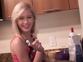 It's 8:45 on a Saturday and the girlfriend is in the kitchen baking cookies? I always knew she was bad at it but fuck man, was the place a mess! 